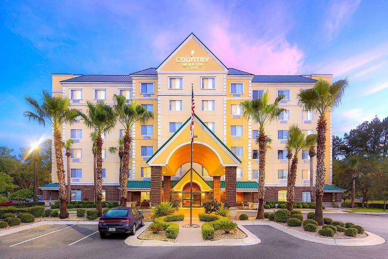 ホテル カントリー イン & スイーツ バイ カールソン ゲインズヴィル フロリダ ゲインズビル エクステリア 写真